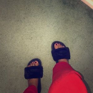 Fenty puma slides